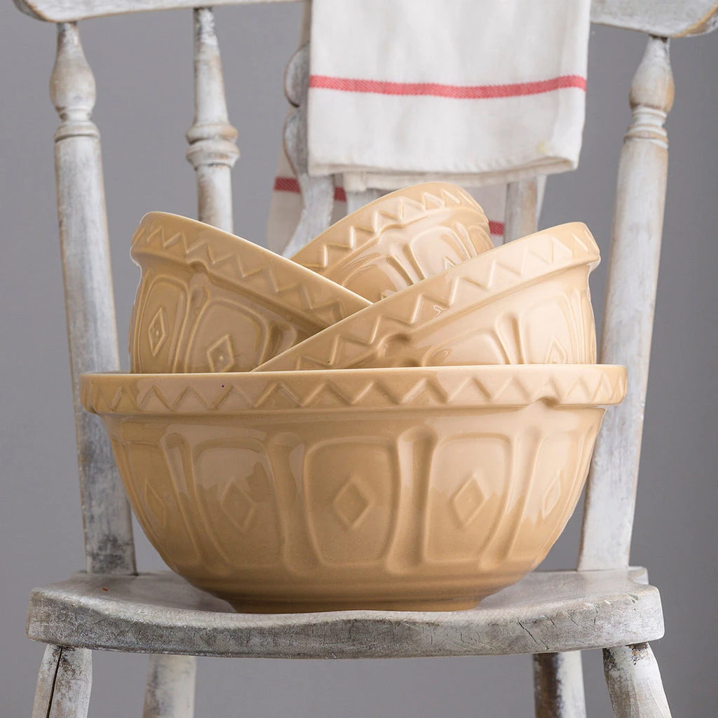 Mason Cash Cane Mixing Bowl 33cm/6L 4 Mason Cash Cane Mixing Bowl 33cm/6L - Image 2